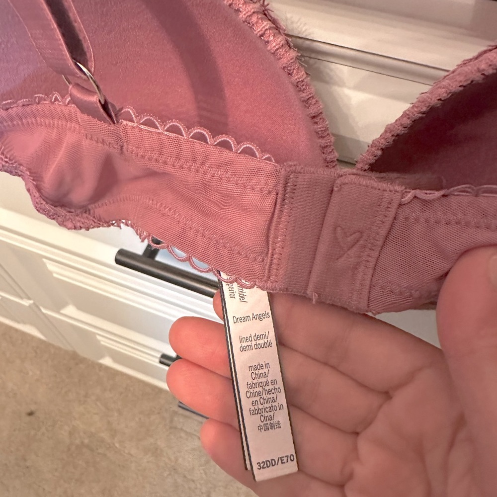 Like New! Pink Victoria’s Secret Dream Angels Demi Bra 32DD - Picture 3 of 3